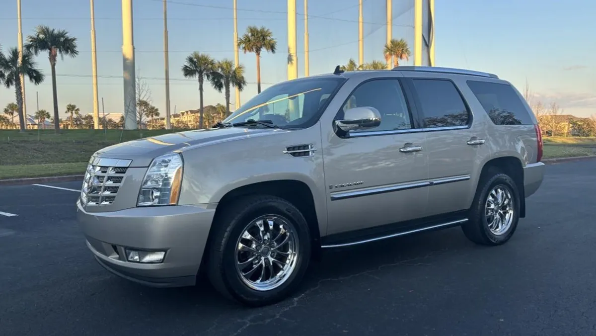 Cadillac Escalade Cadillac Escalade 6.2L