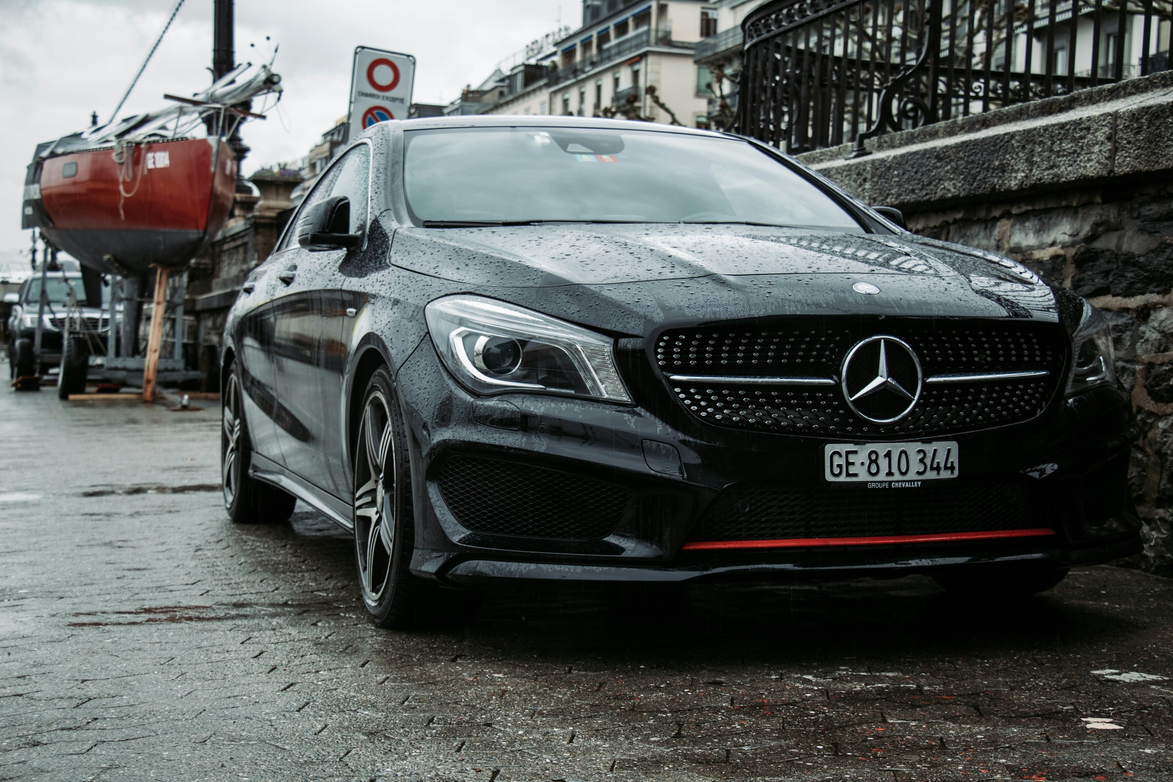 Mercedes-Benz C-Class 2